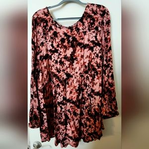 Torrid Size 5 Tue Dye Crinkle long Sleeve Blouse